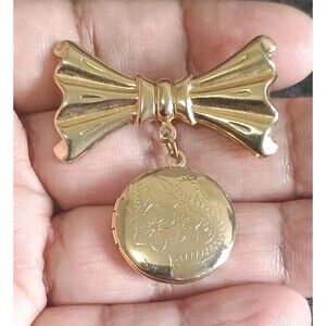 Bow Etched Flowers Dangle Locket Vintage Gold Tone Brooch